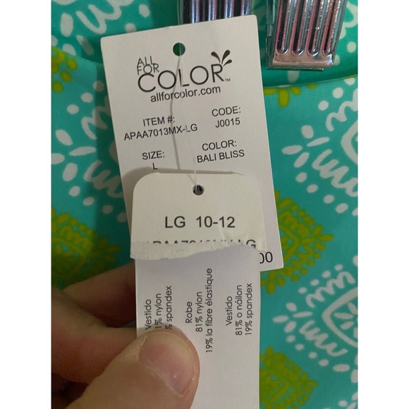 Dress - Picture 2 of 3